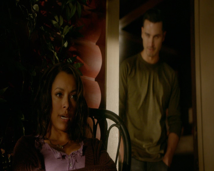 VampireDiaries-dot-nl_VampireDiaries-8x05ComingHomeWasAMistake0673.jpg