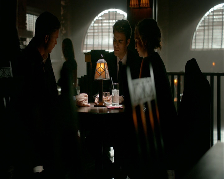 VampireDiaries-dot-nl_VampireDiaries-8x05ComingHomeWasAMistake0727.jpg