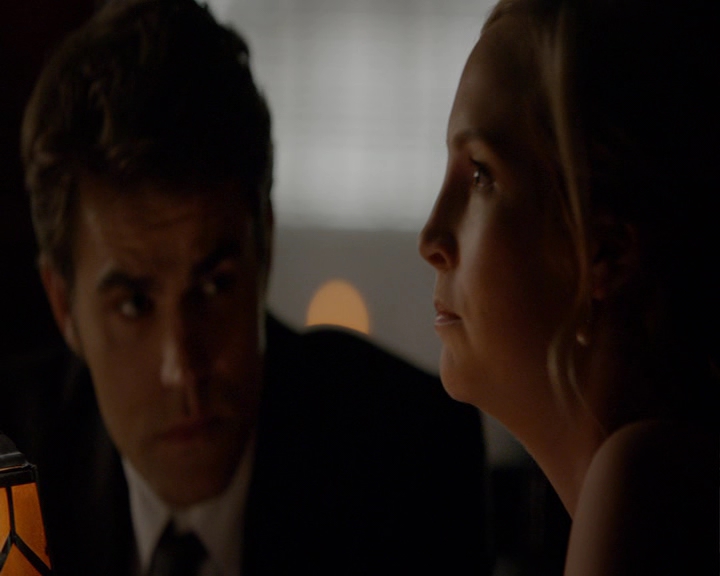 VampireDiaries-dot-nl_VampireDiaries-8x05ComingHomeWasAMistake0734.jpg