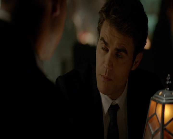 VampireDiaries-dot-nl_VampireDiaries-8x05ComingHomeWasAMistake0756.jpg