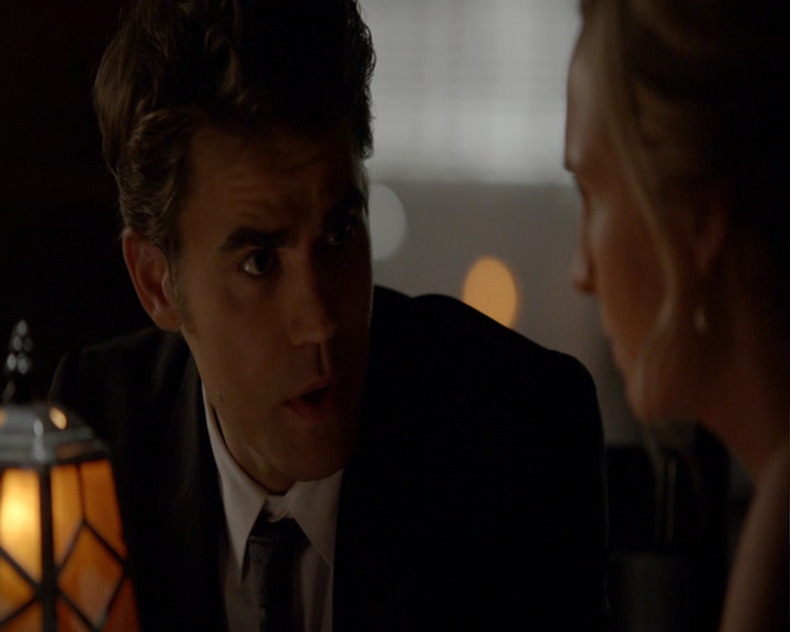 VampireDiaries-dot-nl_VampireDiaries-8x05ComingHomeWasAMistake0766.jpg
