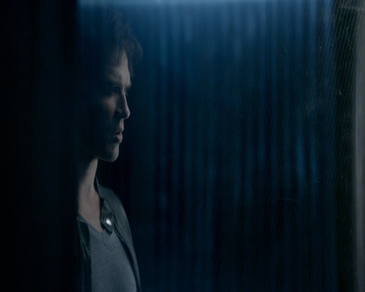 VampireDiaries-dot-nl_VampireDiaries-8x05ComingHomeWasAMistake0777.jpg