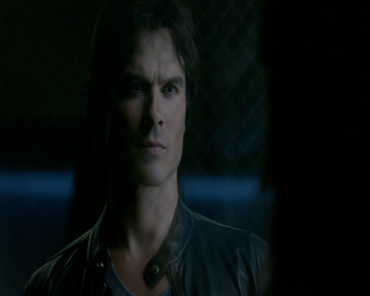 VampireDiaries-dot-nl_VampireDiaries-8x05ComingHomeWasAMistake0822.jpg