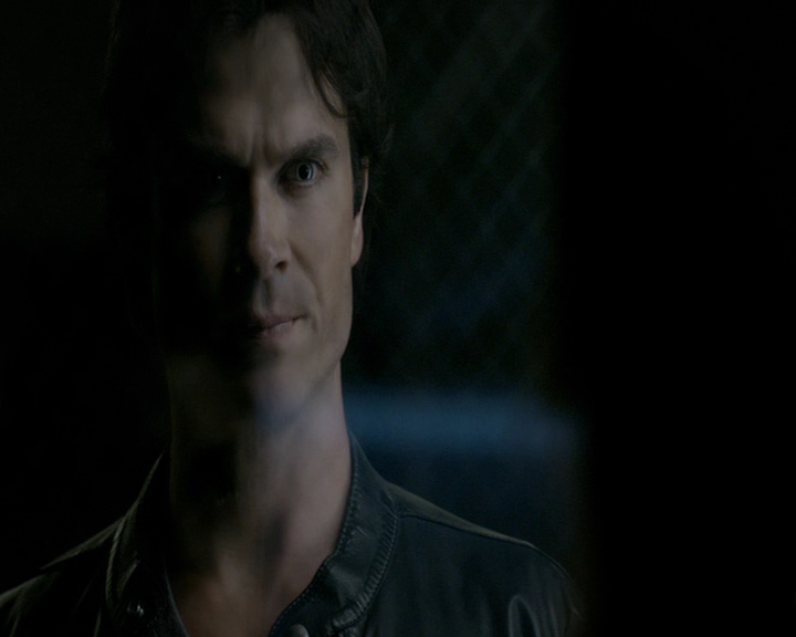 VampireDiaries-dot-nl_VampireDiaries-8x05ComingHomeWasAMistake0853.jpg