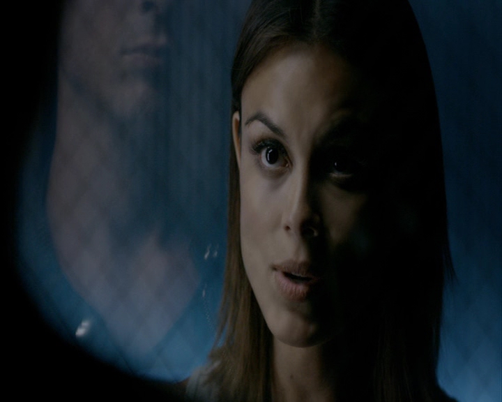 VampireDiaries-dot-nl_VampireDiaries-8x05ComingHomeWasAMistake0860.jpg