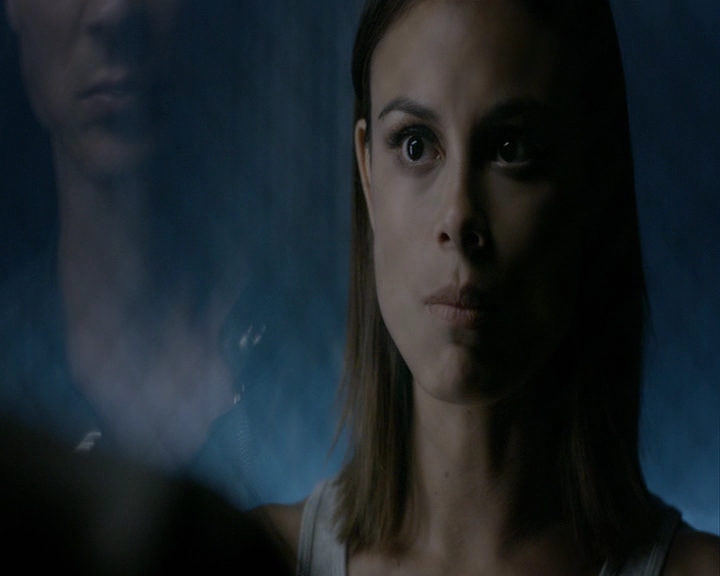 VampireDiaries-dot-nl_VampireDiaries-8x05ComingHomeWasAMistake0863.jpg