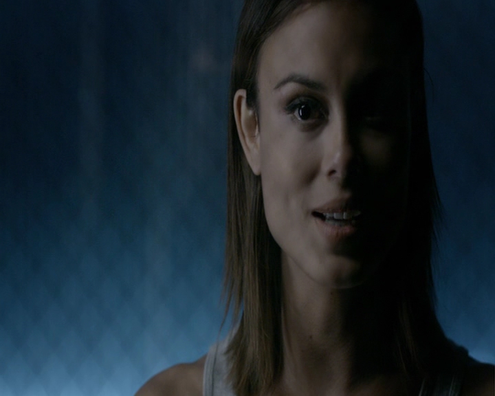 VampireDiaries-dot-nl_VampireDiaries-8x05ComingHomeWasAMistake0868.jpg