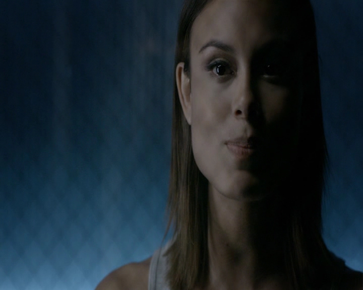 VampireDiaries-dot-nl_VampireDiaries-8x05ComingHomeWasAMistake0869.jpg