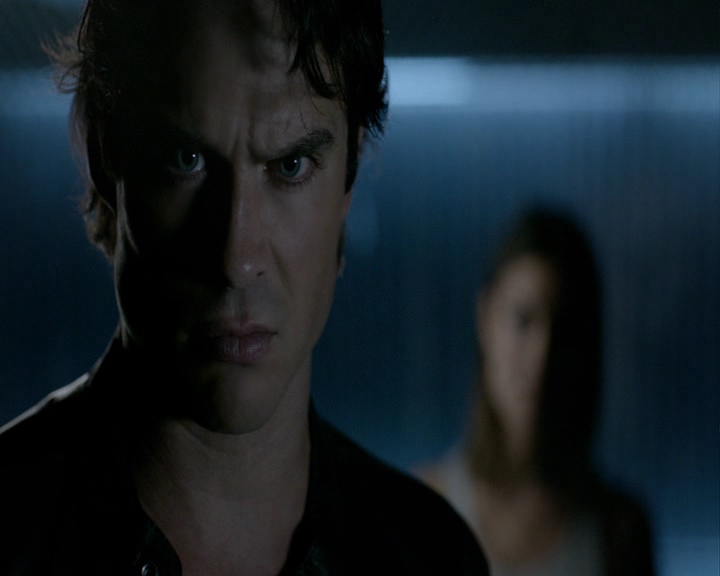 VampireDiaries-dot-nl_VampireDiaries-8x05ComingHomeWasAMistake0876.jpg