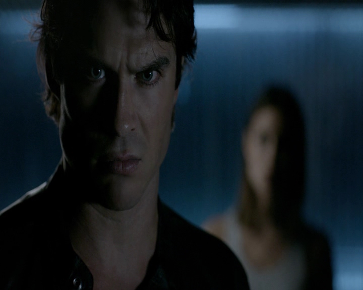 VampireDiaries-dot-nl_VampireDiaries-8x05ComingHomeWasAMistake0877.jpg