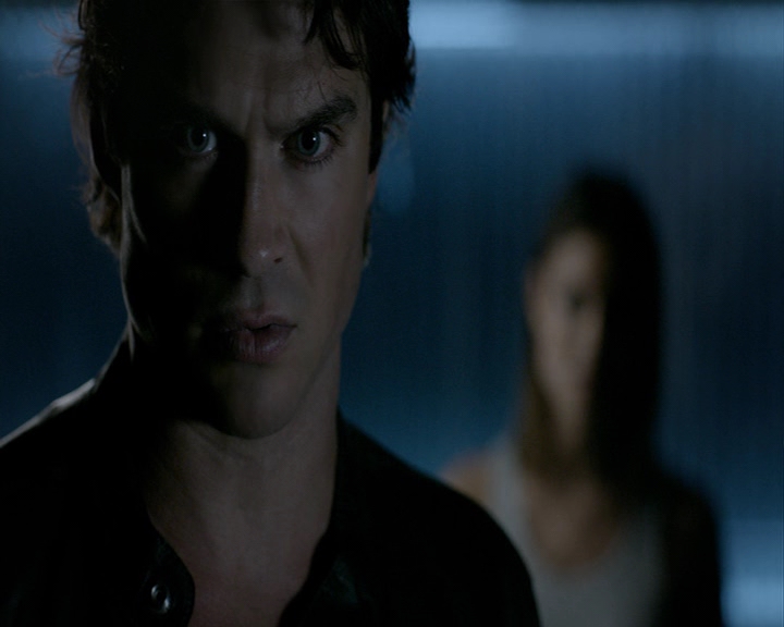 VampireDiaries-dot-nl_VampireDiaries-8x05ComingHomeWasAMistake0878.jpg