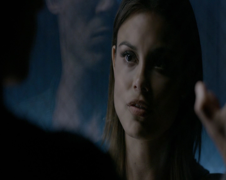 VampireDiaries-dot-nl_VampireDiaries-8x05ComingHomeWasAMistake0913.jpg