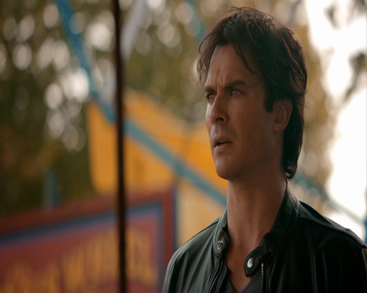 VampireDiaries-dot-nl_VampireDiaries-8x05ComingHomeWasAMistake1372.jpg