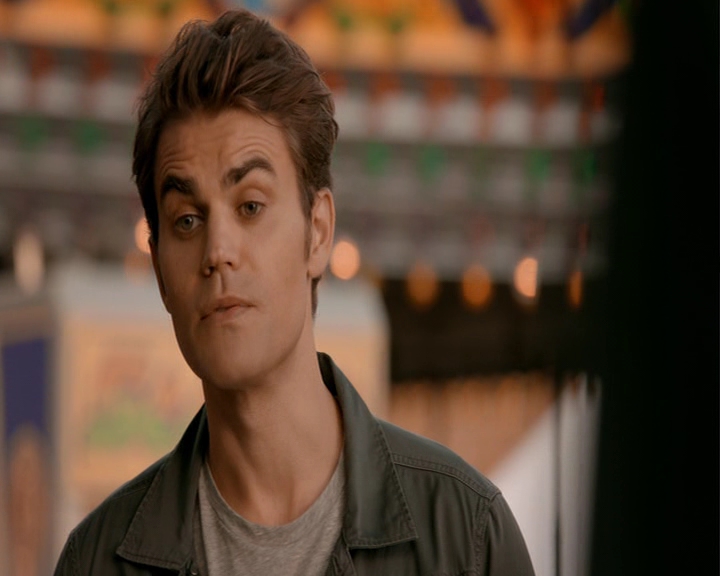 VampireDiaries-dot-nl_VampireDiaries-8x05ComingHomeWasAMistake1374.jpg