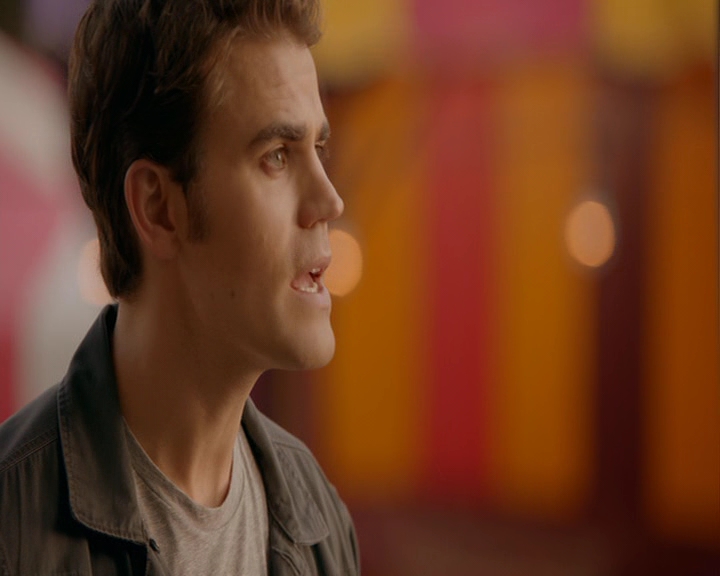 VampireDiaries-dot-nl_VampireDiaries-8x05ComingHomeWasAMistake1399.jpg