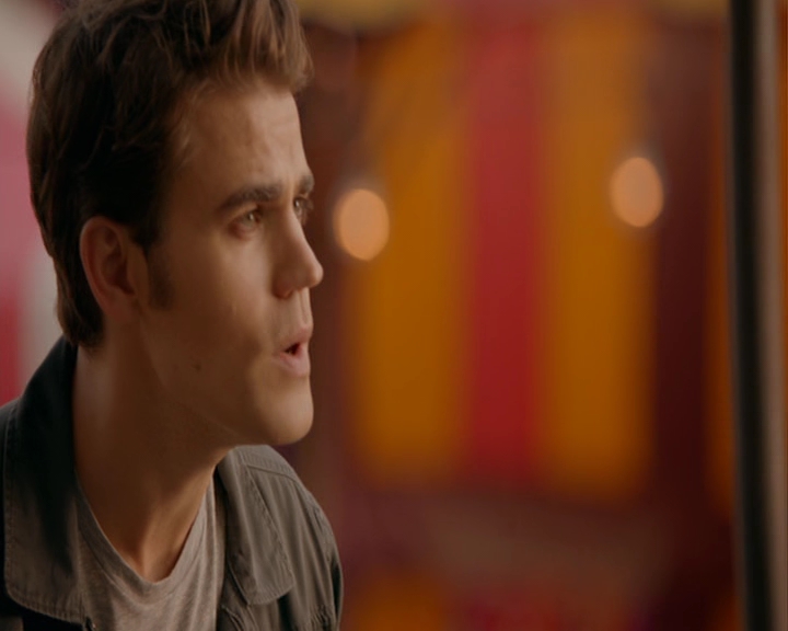 VampireDiaries-dot-nl_VampireDiaries-8x05ComingHomeWasAMistake1400.jpg