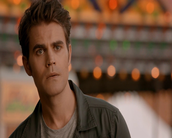 VampireDiaries-dot-nl_VampireDiaries-8x05ComingHomeWasAMistake1411.jpg