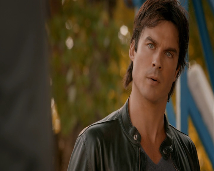 VampireDiaries-dot-nl_VampireDiaries-8x05ComingHomeWasAMistake1414.jpg