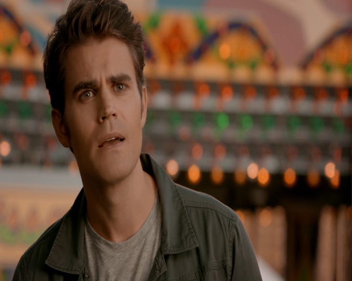 VampireDiaries-dot-nl_VampireDiaries-8x05ComingHomeWasAMistake1419.jpg