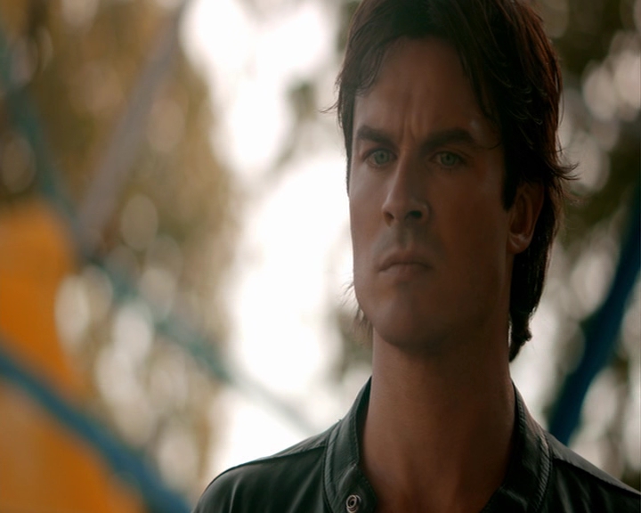 VampireDiaries-dot-nl_VampireDiaries-8x05ComingHomeWasAMistake1426.jpg