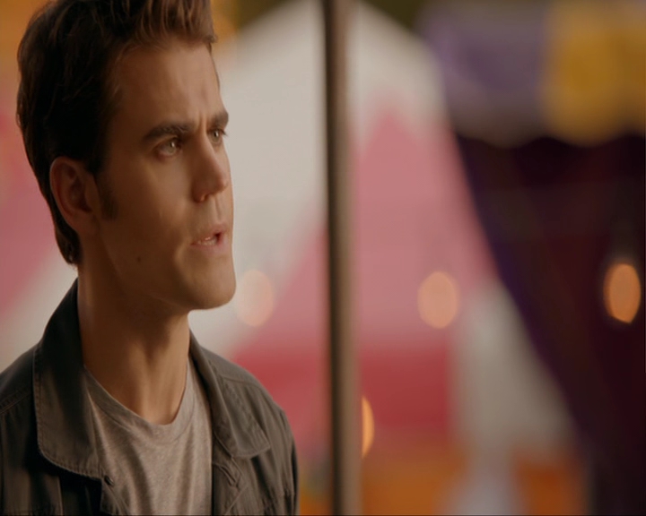 VampireDiaries-dot-nl_VampireDiaries-8x05ComingHomeWasAMistake1430.jpg