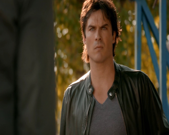 VampireDiaries-dot-nl_VampireDiaries-8x05ComingHomeWasAMistake1442.jpg