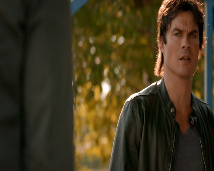 VampireDiaries-dot-nl_VampireDiaries-8x05ComingHomeWasAMistake1445.jpg