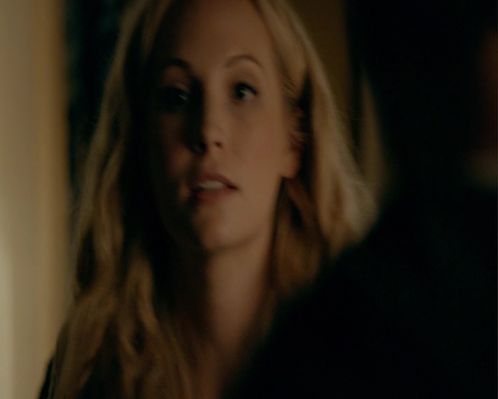 VampireDiaries-dot-nl_VampireDiaries-8x06DetouredOnSomeRandomBackwoodsPathToHell0212.jpg