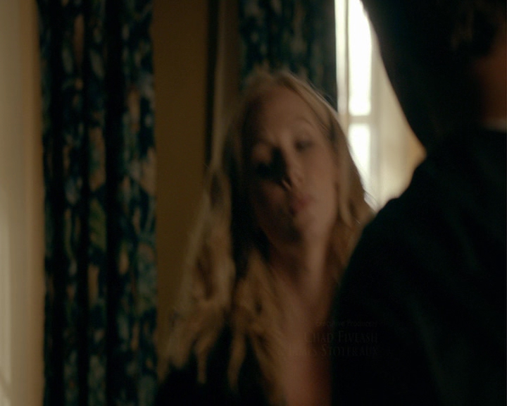 VampireDiaries-dot-nl_VampireDiaries-8x06DetouredOnSomeRandomBackwoodsPathToHell0221.jpg