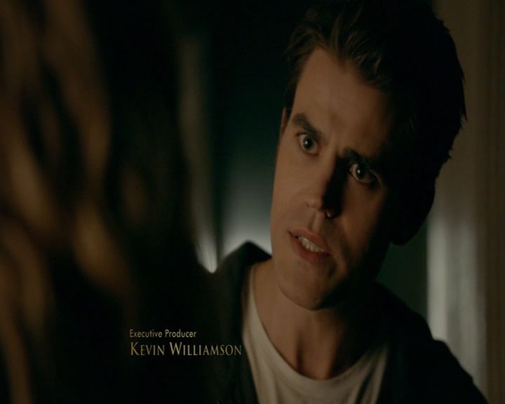 VampireDiaries-dot-nl_VampireDiaries-8x06DetouredOnSomeRandomBackwoodsPathToHell0234.jpg