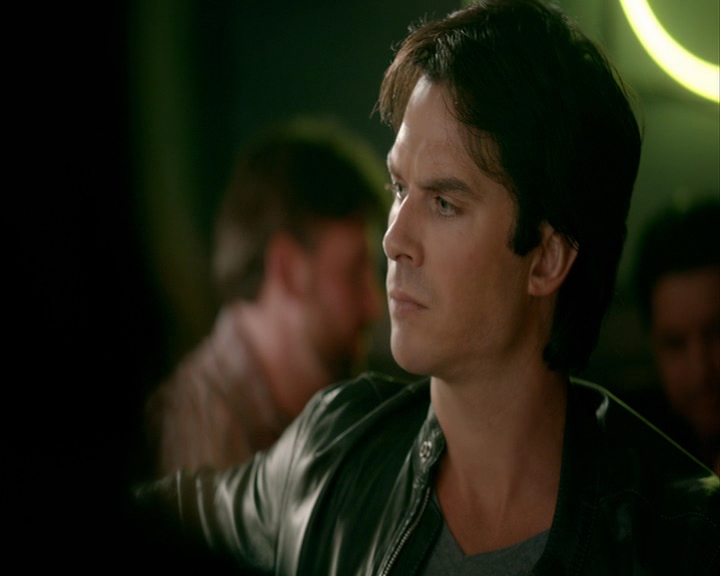 VampireDiaries-dot-nl_VampireDiaries-8x06DetouredOnSomeRandomBackwoodsPathToHell0393.jpg