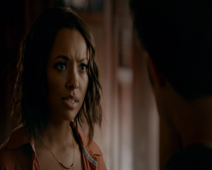 VampireDiaries-dot-nl_VampireDiaries-8x06DetouredOnSomeRandomBackwoodsPathToHell0450.jpg