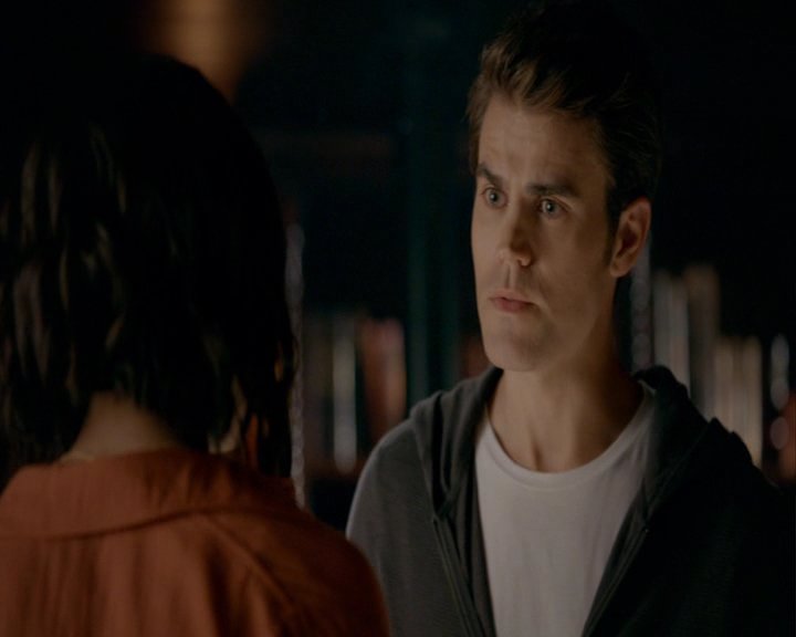 VampireDiaries-dot-nl_VampireDiaries-8x06DetouredOnSomeRandomBackwoodsPathToHell0454.jpg