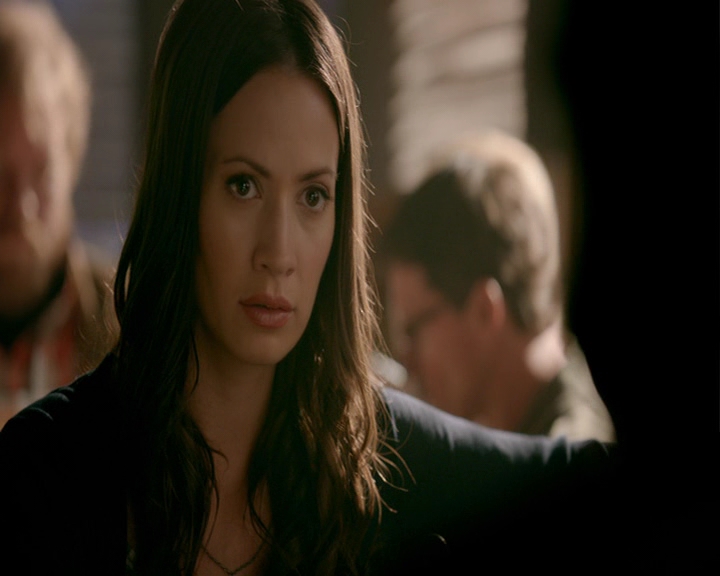 VampireDiaries-dot-nl_VampireDiaries-8x06DetouredOnSomeRandomBackwoodsPathToHell0541.jpg