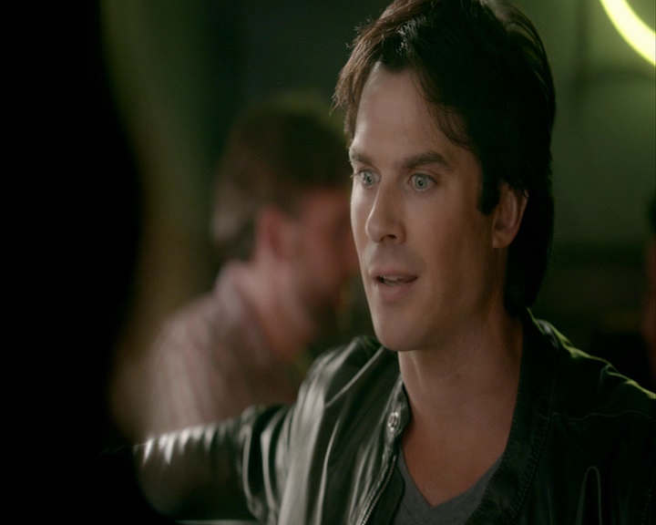 VampireDiaries-dot-nl_VampireDiaries-8x06DetouredOnSomeRandomBackwoodsPathToHell0574.jpg