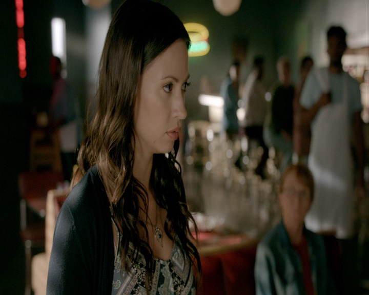 VampireDiaries-dot-nl_VampireDiaries-8x06DetouredOnSomeRandomBackwoodsPathToHell0601.jpg