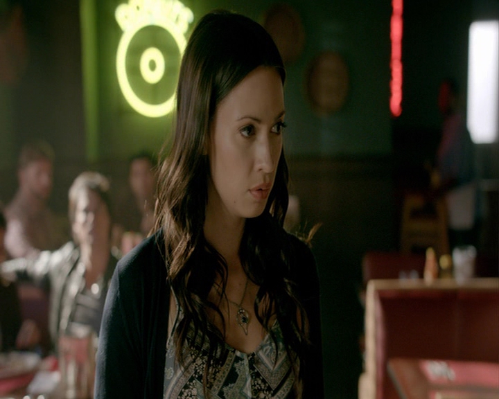 VampireDiaries-dot-nl_VampireDiaries-8x06DetouredOnSomeRandomBackwoodsPathToHell0604.jpg