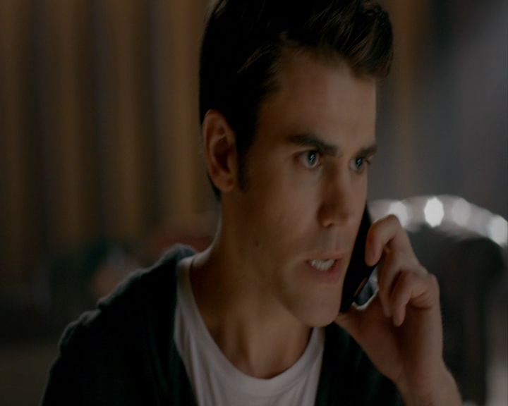 VampireDiaries-dot-nl_VampireDiaries-8x06DetouredOnSomeRandomBackwoodsPathToHell0654.jpg