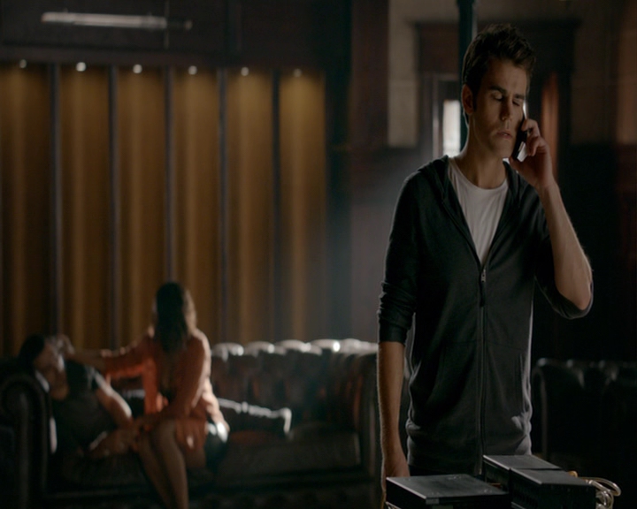 VampireDiaries-dot-nl_VampireDiaries-8x06DetouredOnSomeRandomBackwoodsPathToHell0664.jpg