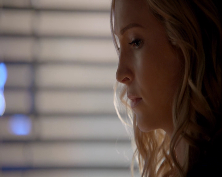 VampireDiaries-dot-nl_VampireDiaries-8x06DetouredOnSomeRandomBackwoodsPathToHell0673.jpg