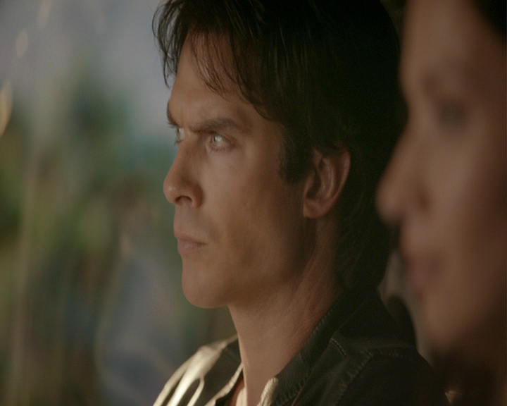 VampireDiaries-dot-nl_VampireDiaries-8x06DetouredOnSomeRandomBackwoodsPathToHell0727.jpg