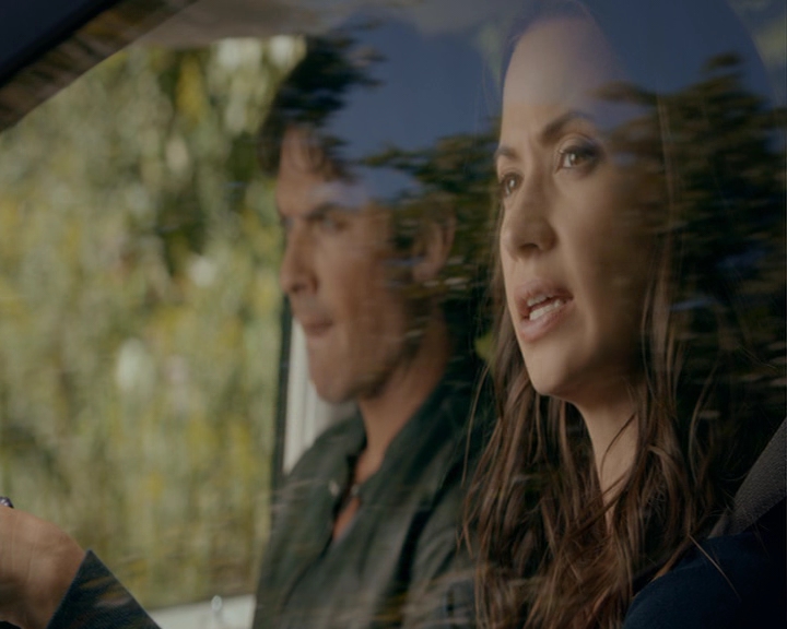 VampireDiaries-dot-nl_VampireDiaries-8x06DetouredOnSomeRandomBackwoodsPathToHell0763.jpg