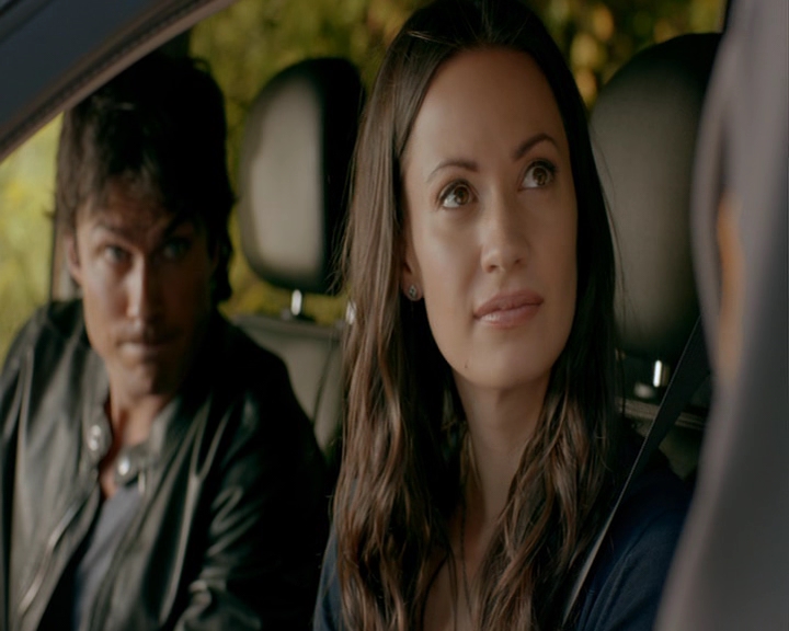 VampireDiaries-dot-nl_VampireDiaries-8x06DetouredOnSomeRandomBackwoodsPathToHell0780.jpg