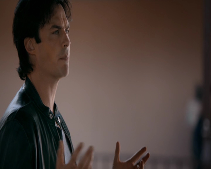 VampireDiaries-dot-nl_VampireDiaries-8x06DetouredOnSomeRandomBackwoodsPathToHell0848.jpg