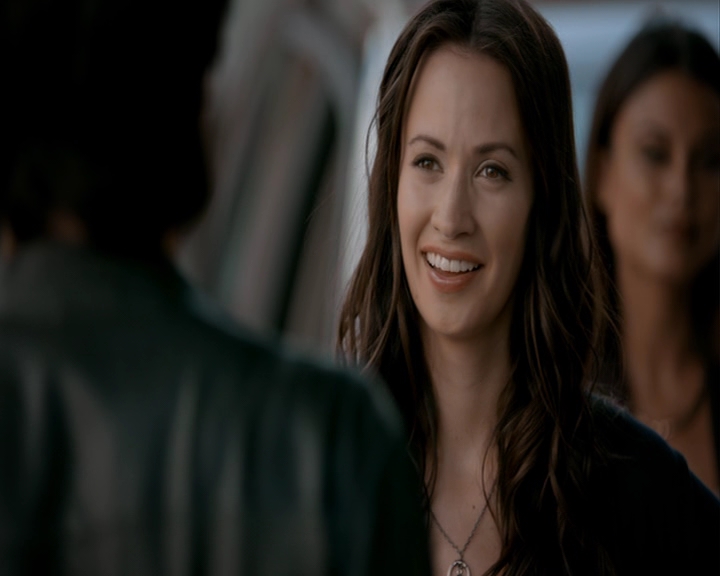 VampireDiaries-dot-nl_VampireDiaries-8x06DetouredOnSomeRandomBackwoodsPathToHell0867.jpg