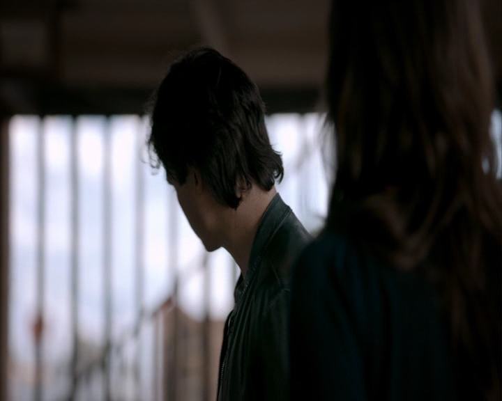 VampireDiaries-dot-nl_VampireDiaries-8x06DetouredOnSomeRandomBackwoodsPathToHell0882.jpg