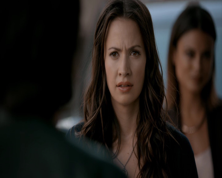 VampireDiaries-dot-nl_VampireDiaries-8x06DetouredOnSomeRandomBackwoodsPathToHell0893.jpg