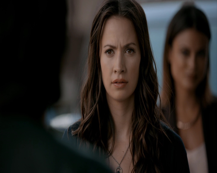 VampireDiaries-dot-nl_VampireDiaries-8x06DetouredOnSomeRandomBackwoodsPathToHell0894.jpg