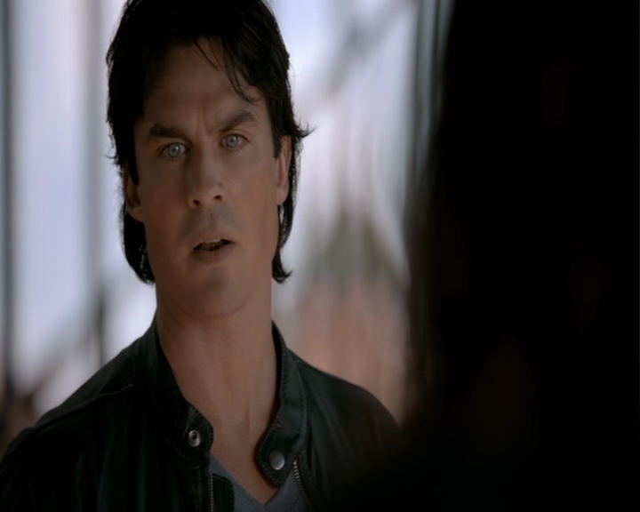 VampireDiaries-dot-nl_VampireDiaries-8x06DetouredOnSomeRandomBackwoodsPathToHell0900.jpg