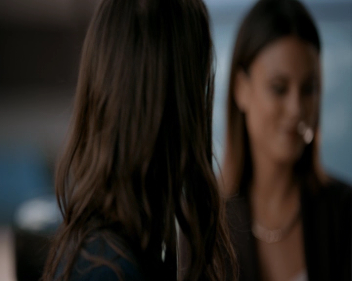 VampireDiaries-dot-nl_VampireDiaries-8x06DetouredOnSomeRandomBackwoodsPathToHell0906.jpg